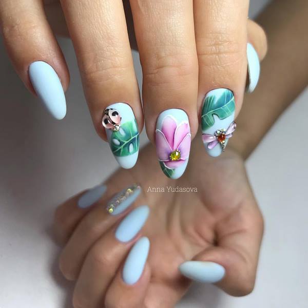 Захватывающий нейл-арт 2026: свежие фото-примеры маникюра с рисунком