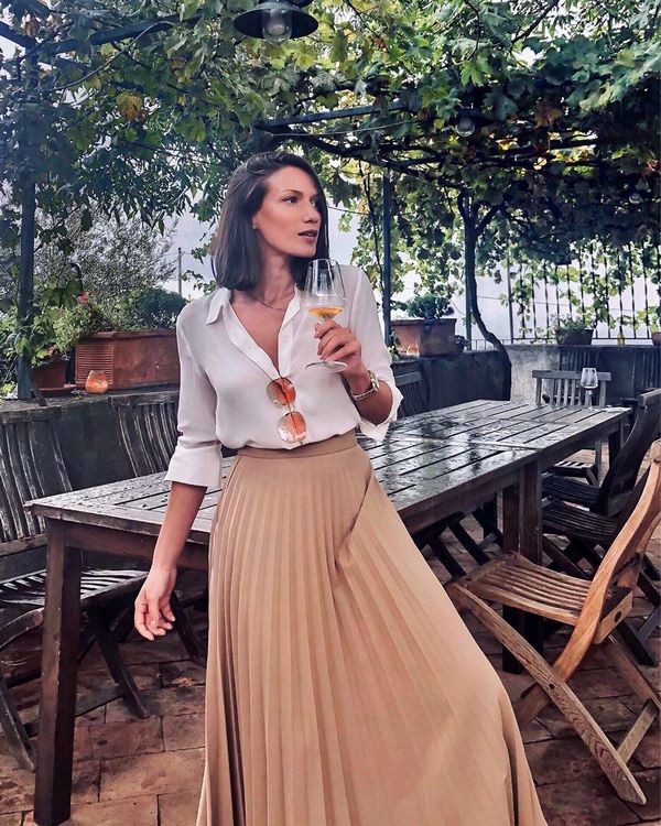 Почему стоит выбирать плиссированные юбки в сезоне 2026 – интересные аутфиты и фото-идеи