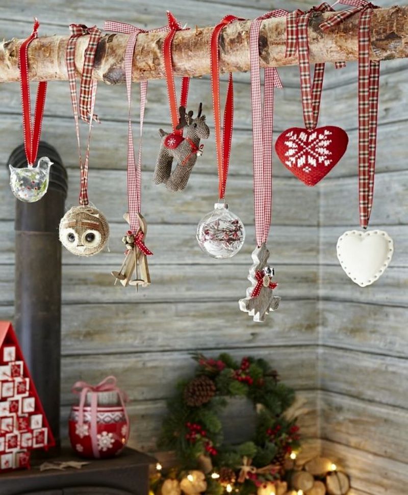 Какой декор станет мегапопулярным на Новый 2027 год: свежие идеи оформления на фото