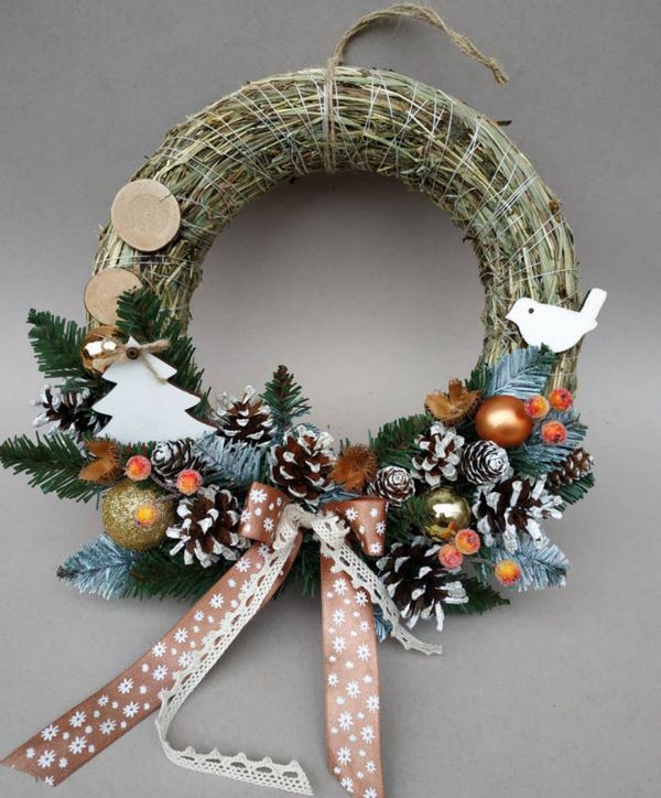 Какой декор станет мегапопулярным на Новый 2027 год: свежие идеи оформления на фото