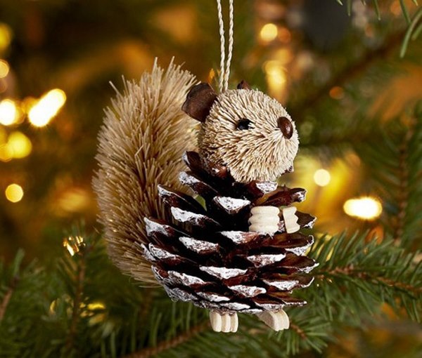 Какой декор станет мегапопулярным на Новый 2027 год: свежие идеи оформления на фото