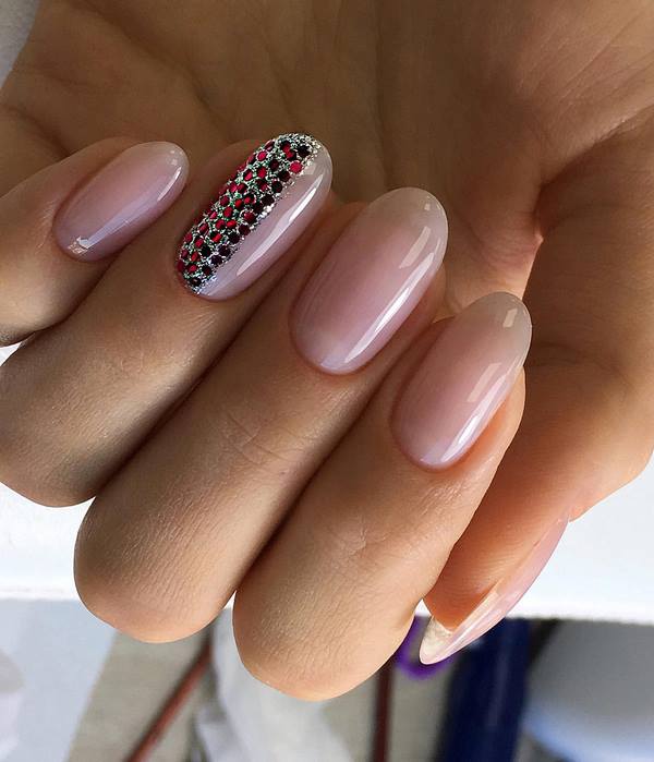 Топовый дизайн ногтей 2026: самые модные фото-идеи нового сезона