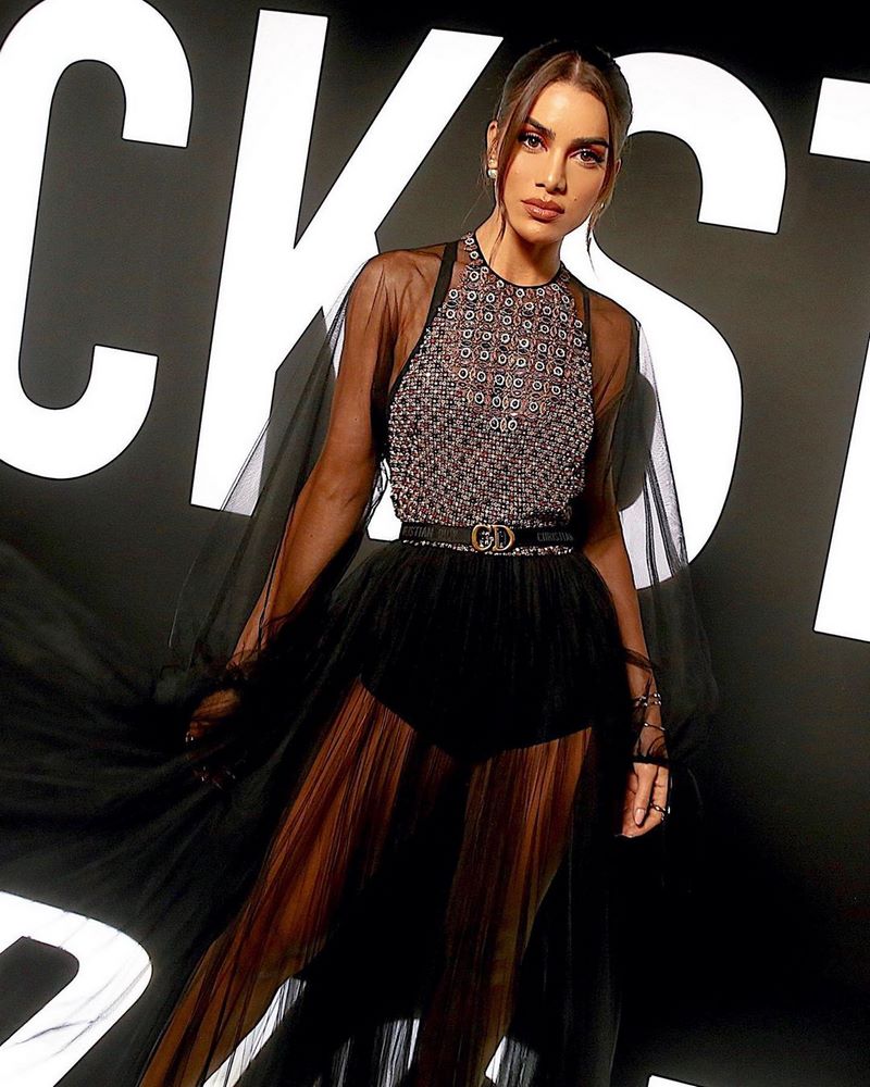 Красивые платья на Новый год 2027 — фото, новинки, тренды