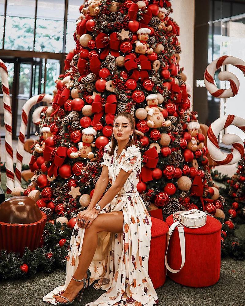 Красивые платья на Новый год 2027 — фото, новинки, тренды