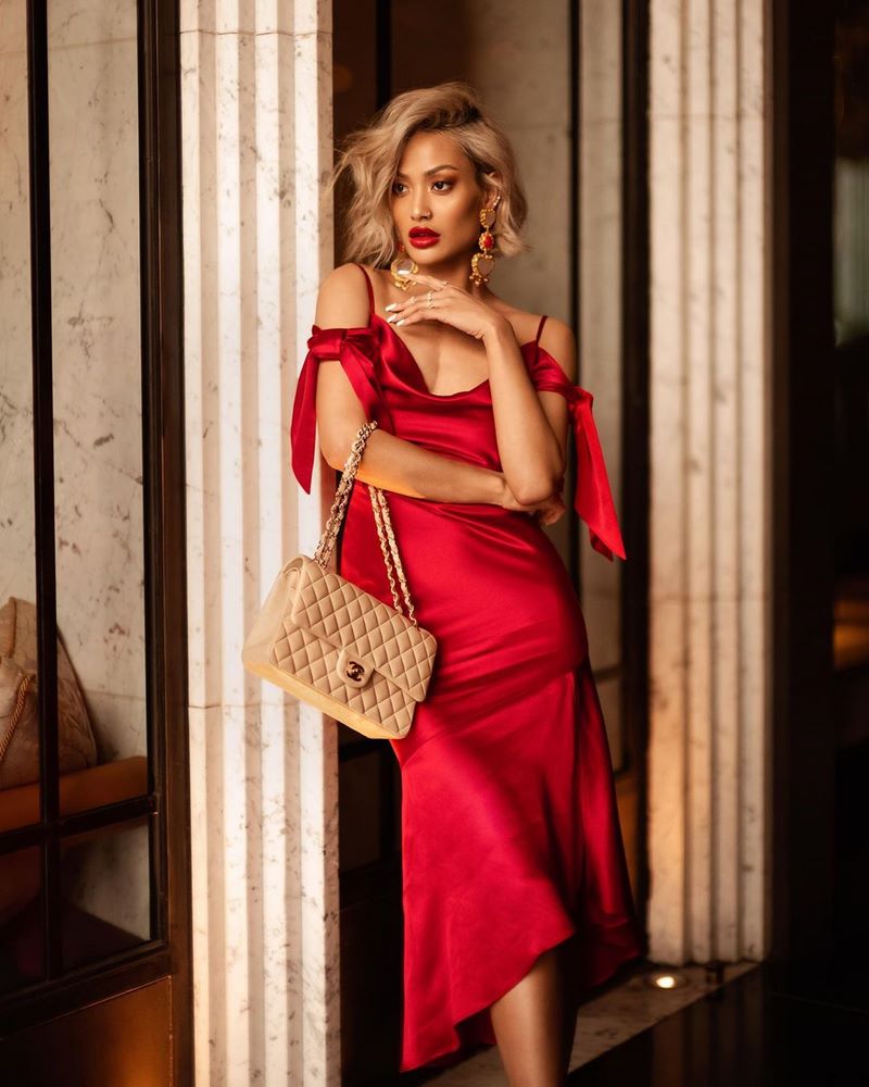 Красивые платья на Новый год 2027 — фото, новинки, тренды