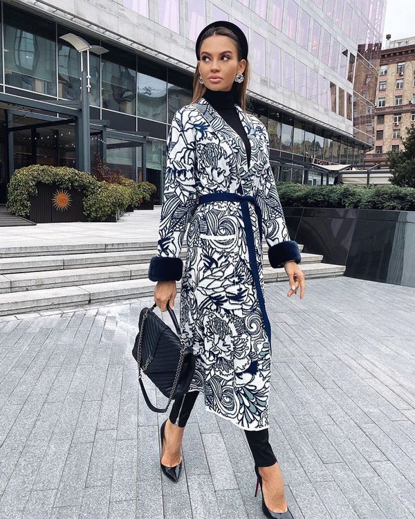 Новые фасоны верхней одежды весна 2026: топовые идеи на фото