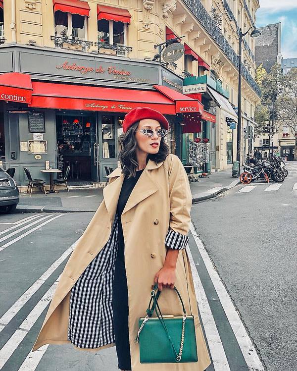 Новые фасоны верхней одежды весна 2026: топовые идеи на фото