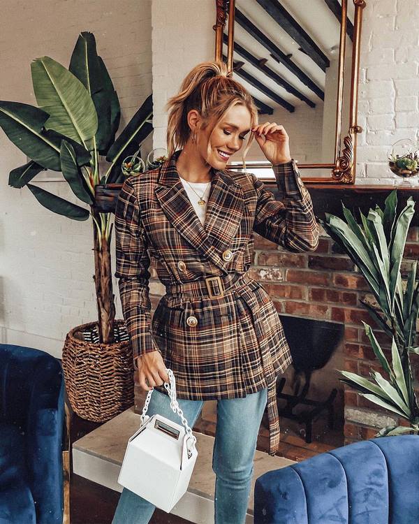 Новые фасоны верхней одежды весна 2026: топовые идеи на фото