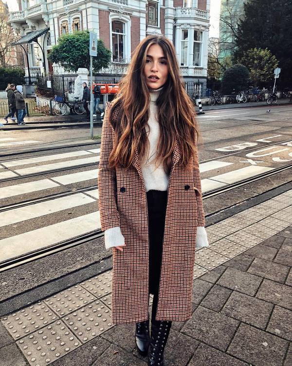 Новые фасоны верхней одежды весна 2026: топовые идеи на фото