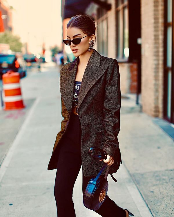 Новые фасоны верхней одежды весна 2026: топовые идеи на фото