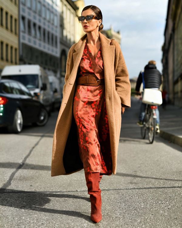 Новые фасоны верхней одежды весна 2026: топовые идеи на фото