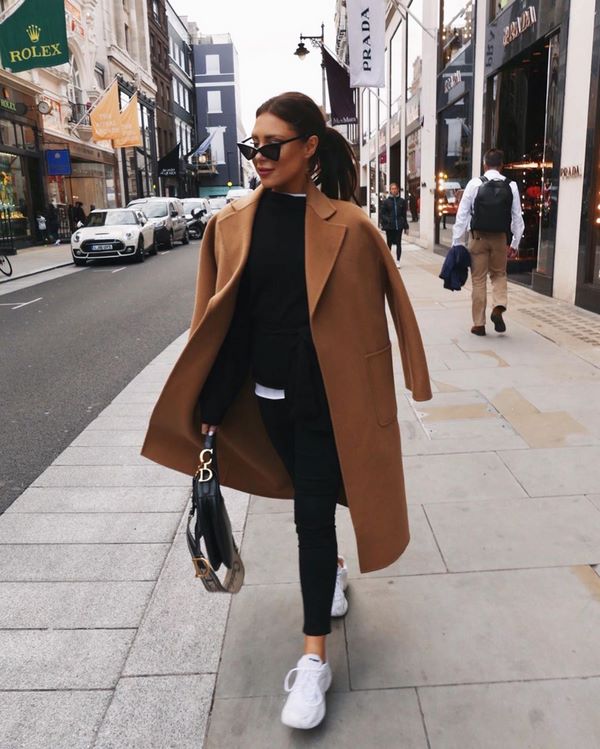 Новые фасоны верхней одежды весна 2026: топовые идеи на фото