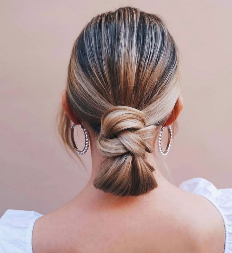 Идеальный выпускной образ: не пропусти красивейшие варианты выпускных причесок 2026 года!