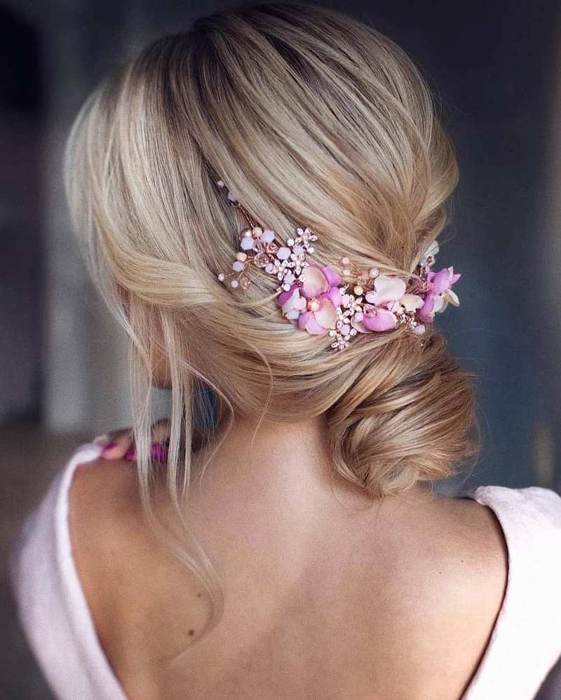 Идеальный выпускной образ: не пропусти красивейшие варианты выпускных причесок 2026 года!