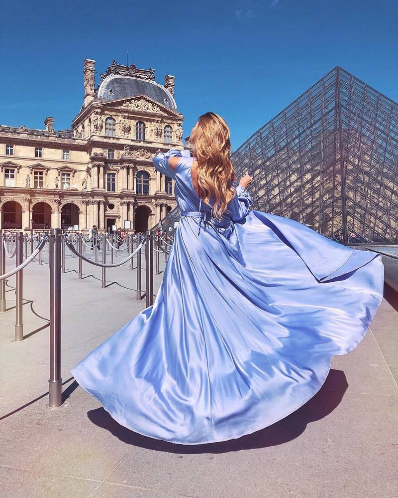 Великолепные модели выпускного платья 2026 – трендовые силуэты на фото