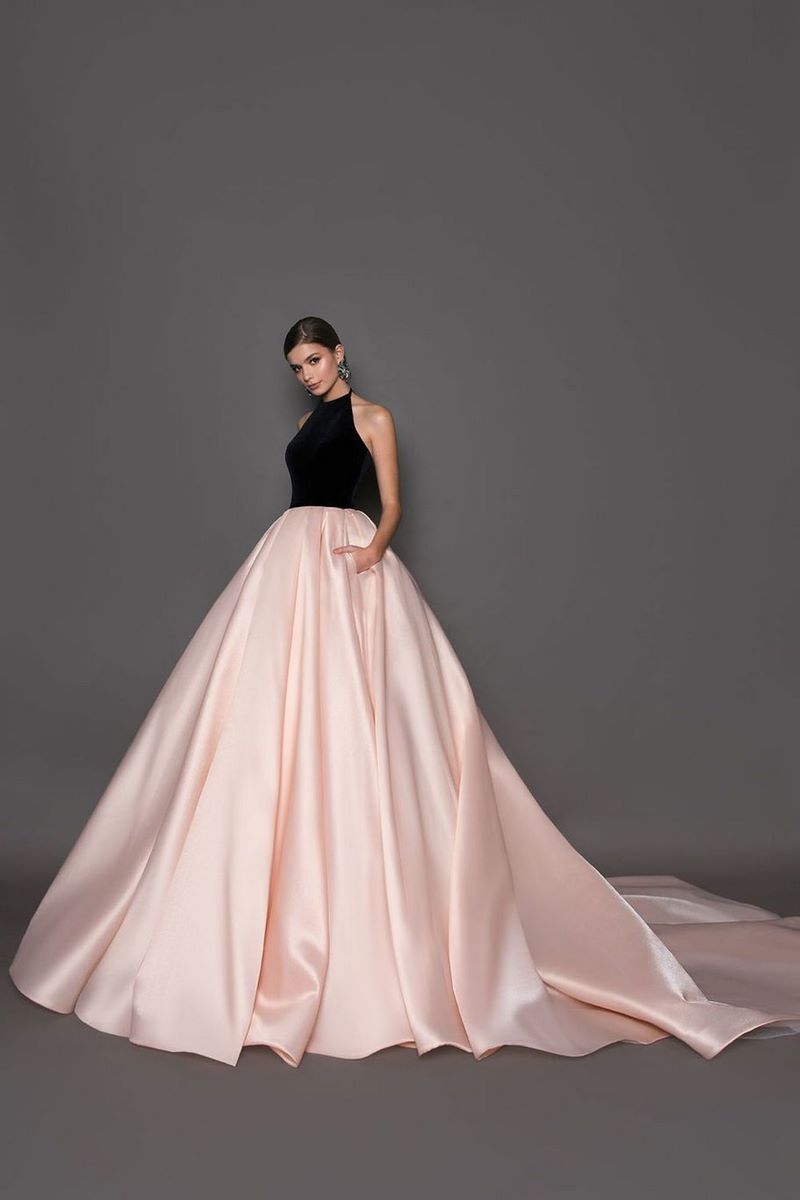 Великолепные модели выпускного платья 2026 – трендовые силуэты на фото