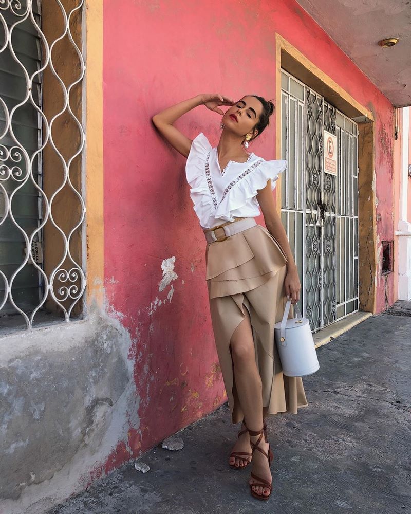 Топовые модели юбки на весну и лето 2026. Смотри новые фото, тренды и сочетания!