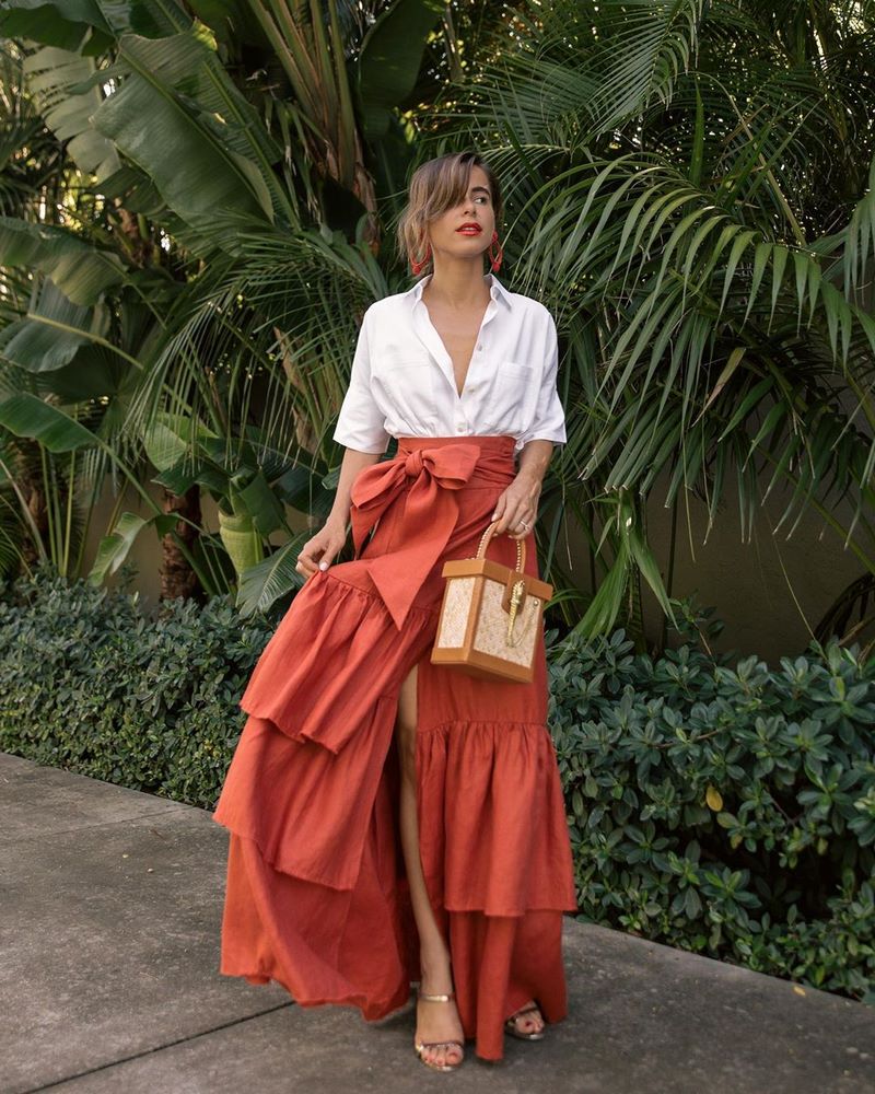 Топовые модели юбки на весну и лето 2026. Смотри новые фото, тренды и сочетания!