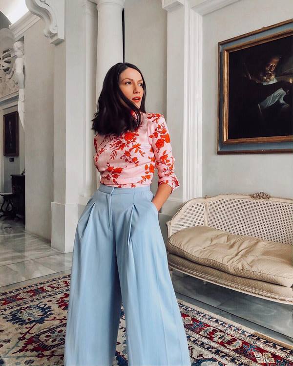 Женские брюки весна-лето 2026. Самые красивые образы и тренды сезона