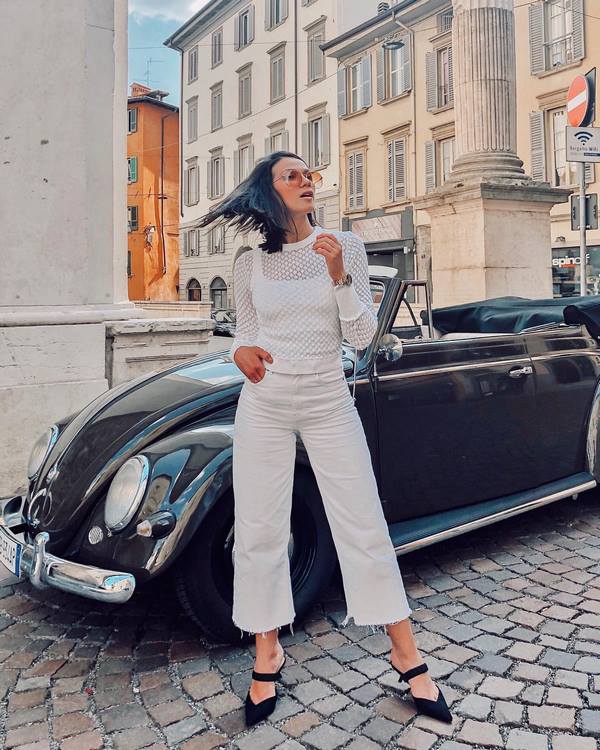 Женские брюки весна-лето 2026. Самые красивые образы и тренды сезона