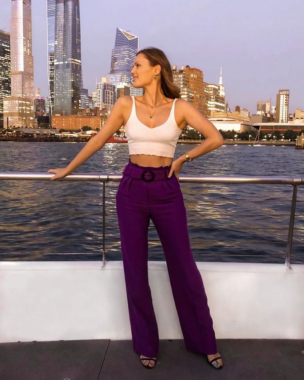 Женские брюки весна-лето 2026. Самые красивые образы и тренды сезона