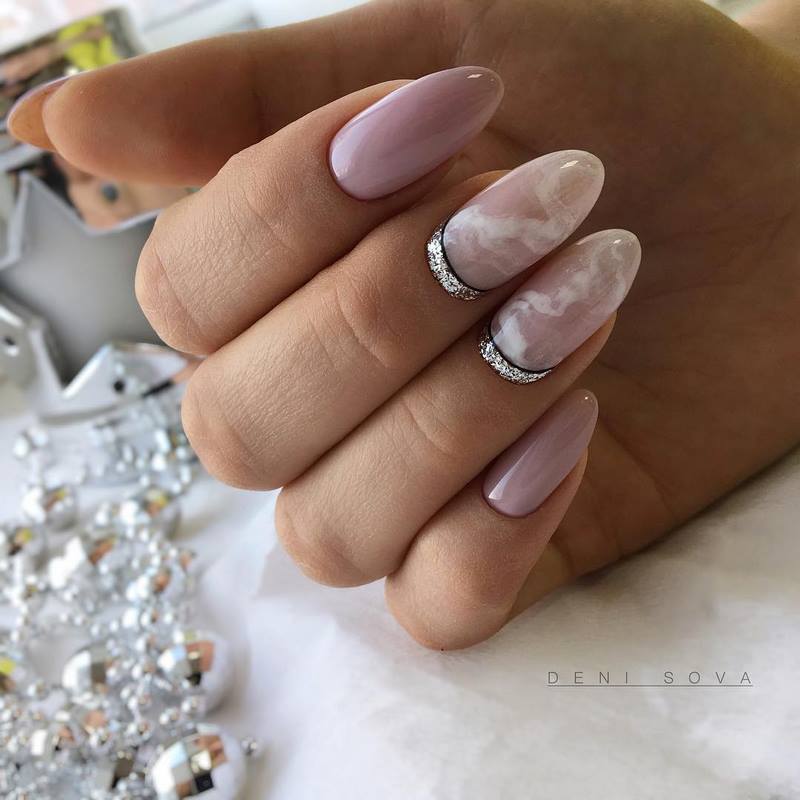 Тренды маникюра на выпускной 2026: красивые новинки и топовые дизайны