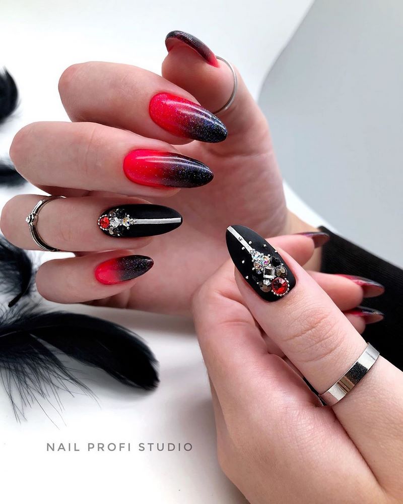 Тренды маникюра на выпускной 2026: красивые новинки и топовые дизайны