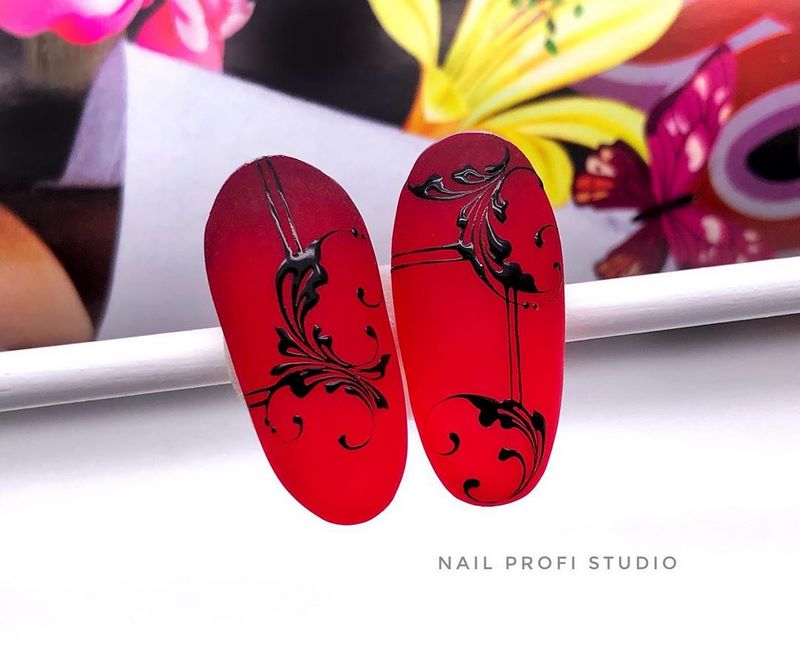 Тренды маникюра на выпускной 2026: красивые новинки и топовые дизайны