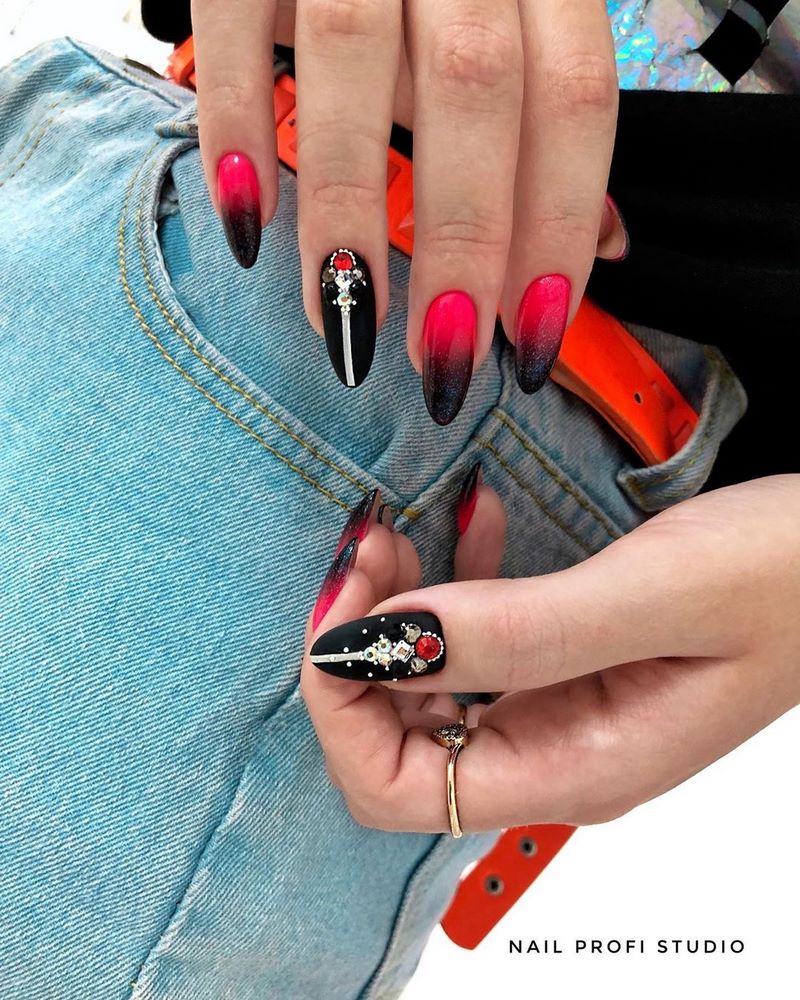 Не пропусти главные тренды лета: 10 новых стилей в летнем маникюре 2026!