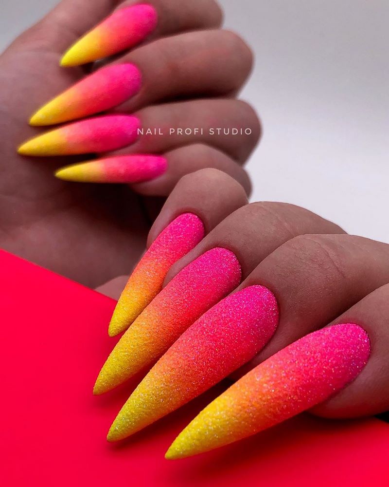 Не пропусти главные тренды лета: 10 новых стилей в летнем маникюре 2026!