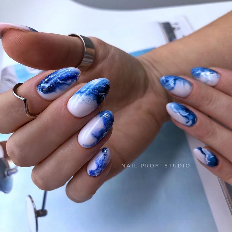 Не пропусти главные тренды лета: 10 новых стилей в летнем маникюре 2026!