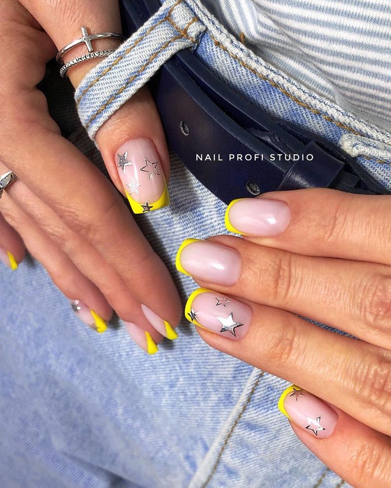 Не пропусти главные тренды лета: 10 новых стилей в летнем маникюре 2026!