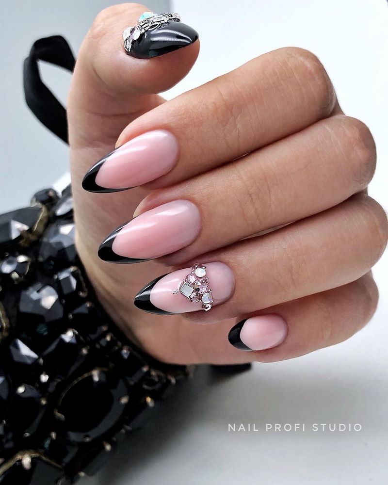 Не пропусти главные тренды лета: 10 новых стилей в летнем маникюре 2026!