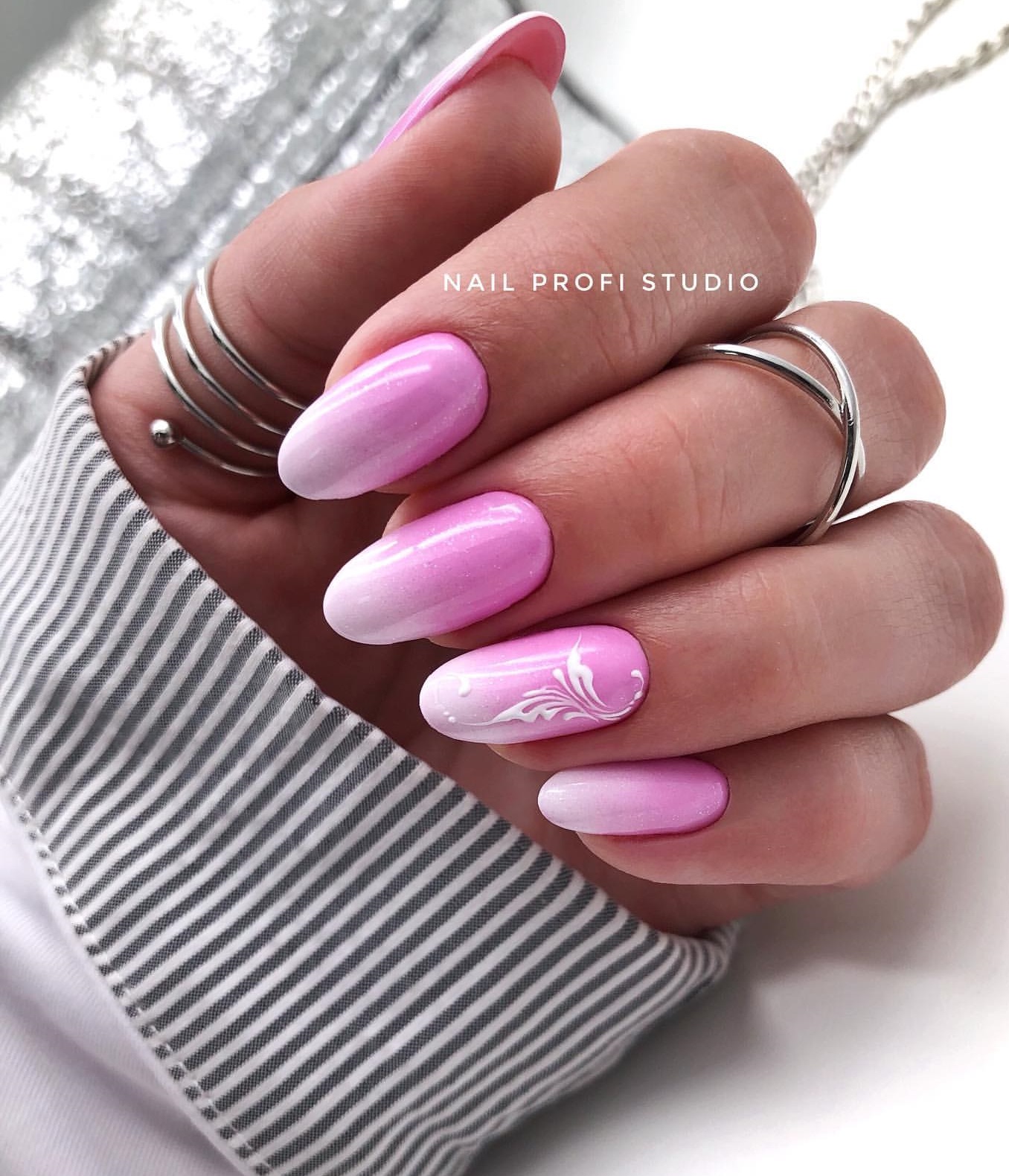 Красивый розовый маникюр 2026 года, фото, дизайн, идеи розового маникюра