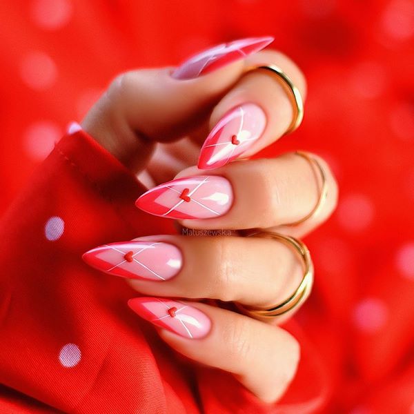 Тренды маникюра на 14 февраля: оригинальный дизайн ногтей 2026 с сердечками
