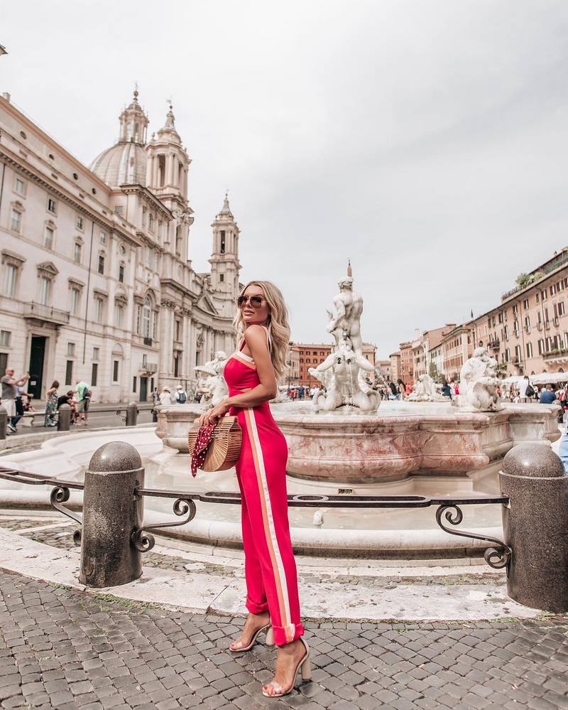 Великолепные комбинезоны на лето 2026: лучшие образы и стили