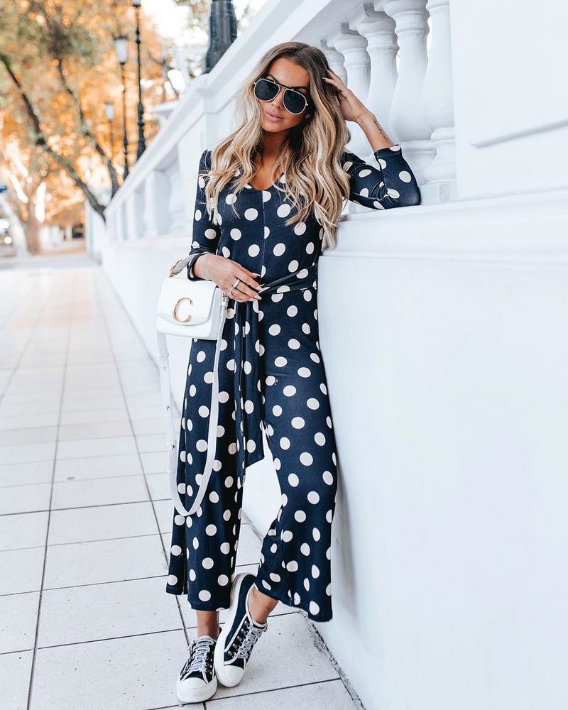 Великолепные комбинезоны на лето 2026: лучшие образы и стили