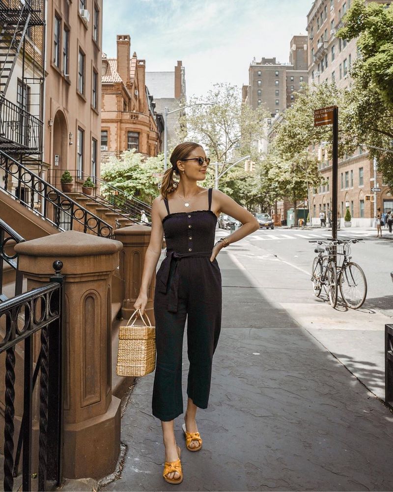 Великолепные комбинезоны на лето 2026: лучшие образы и стили