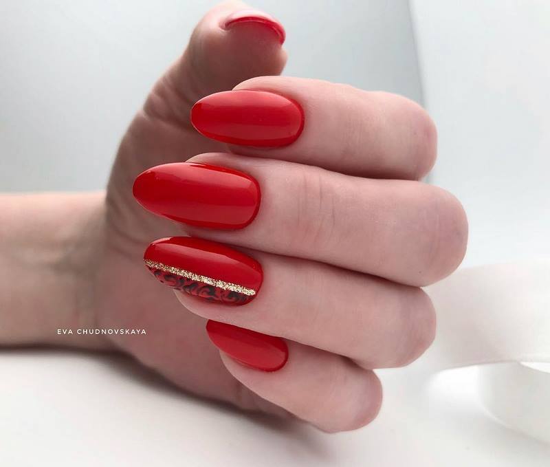 Обворожительные красные ногти 2026 – топовые техники и примеры дизайна