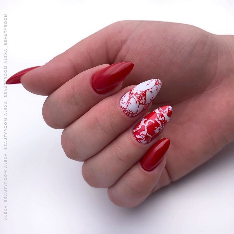 Обворожительные красные ногти 2026 – топовые техники и примеры дизайна