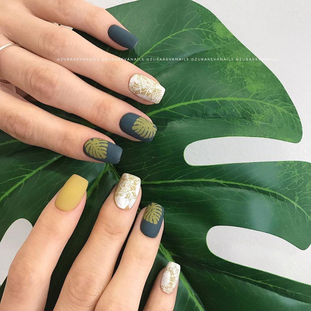 Стильный стемпинг маникюр 2026 – новые идеи дизайна