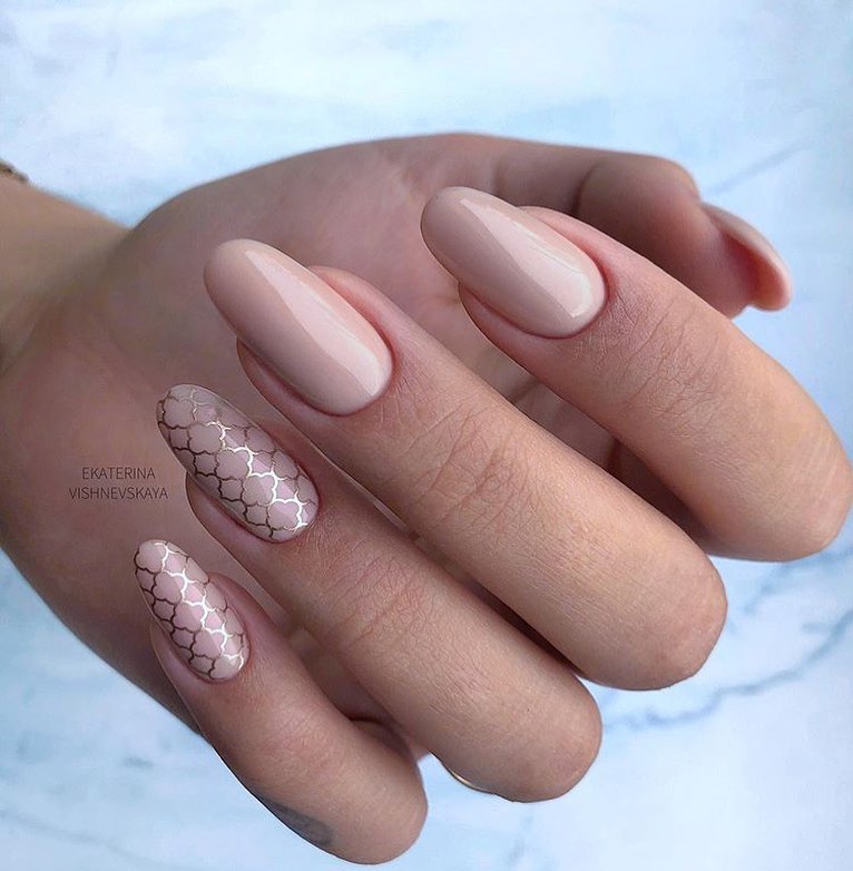 Стильный стемпинг маникюр 2026 – новые идеи дизайна