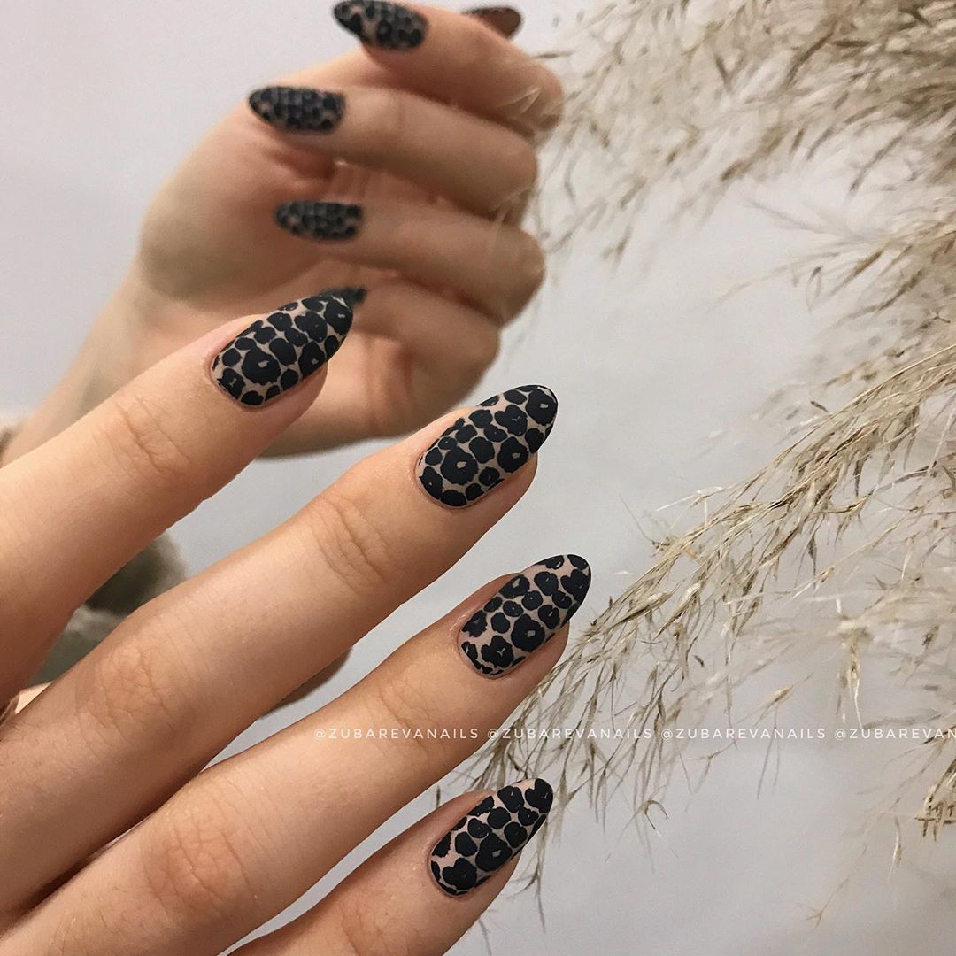 Стильный стемпинг маникюр 2026 – новые идеи дизайна