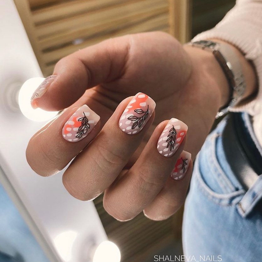 Стильный стемпинг маникюр 2026 – новые идеи дизайна