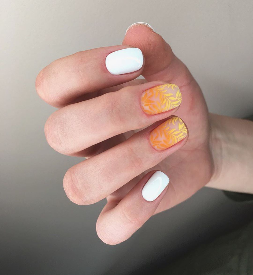 Стильный стемпинг маникюр 2026 – новые идеи дизайна