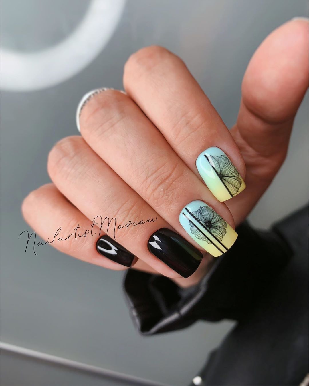 Стильный стемпинг маникюр 2026 – новые идеи дизайна