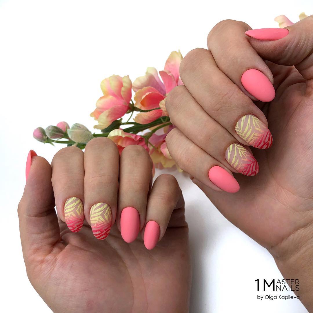 Стильный стемпинг маникюр 2026 – новые идеи дизайна