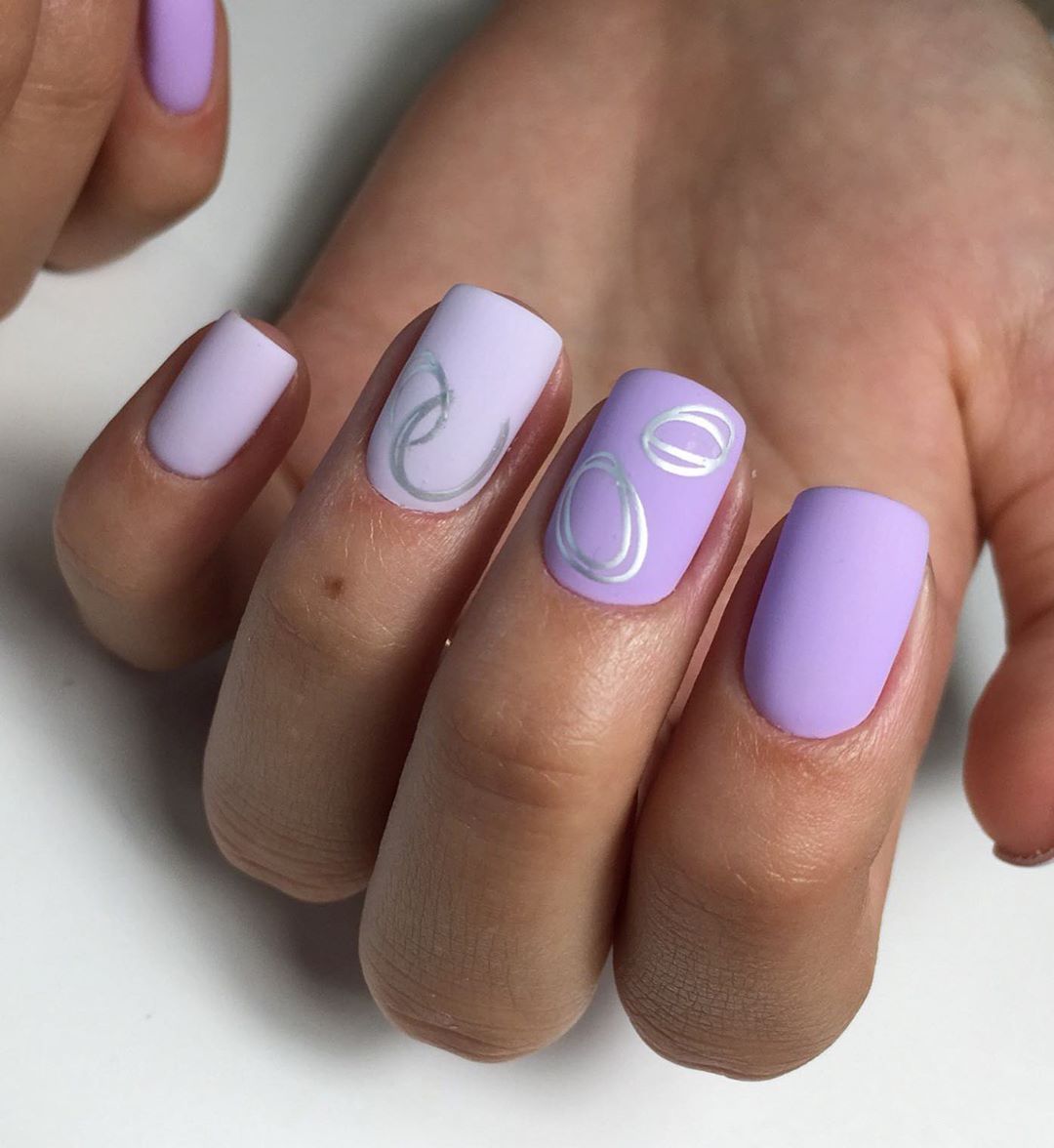 Стильный стемпинг маникюр 2026 – новые идеи дизайна