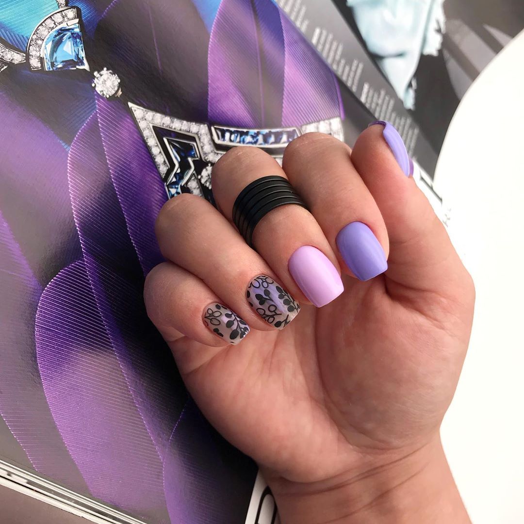 Стильный стемпинг маникюр 2026 – новые идеи дизайна