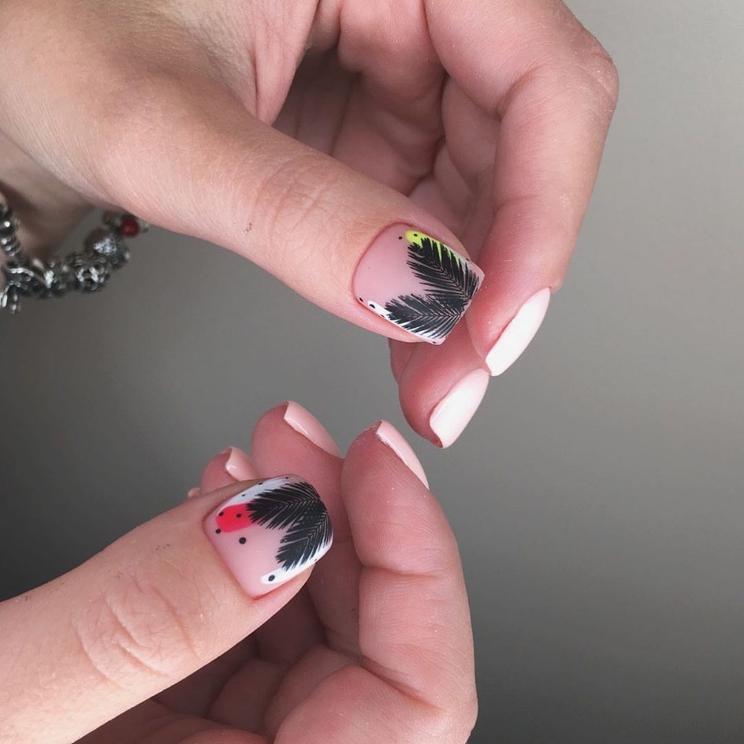 Стильный стемпинг маникюр 2026 – новые идеи дизайна